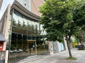 Local comercial · 223m² · Oficinas Comerciales en Alquiler