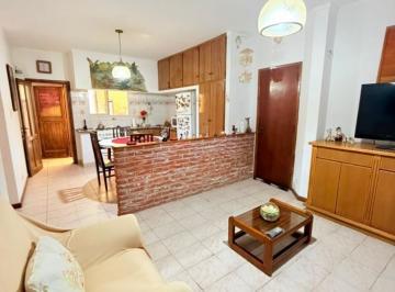 PH · 115m² · 4 Ambientes · PH 4 Ambientes a La Calle con Cochera - Apto Credito - Las Avs