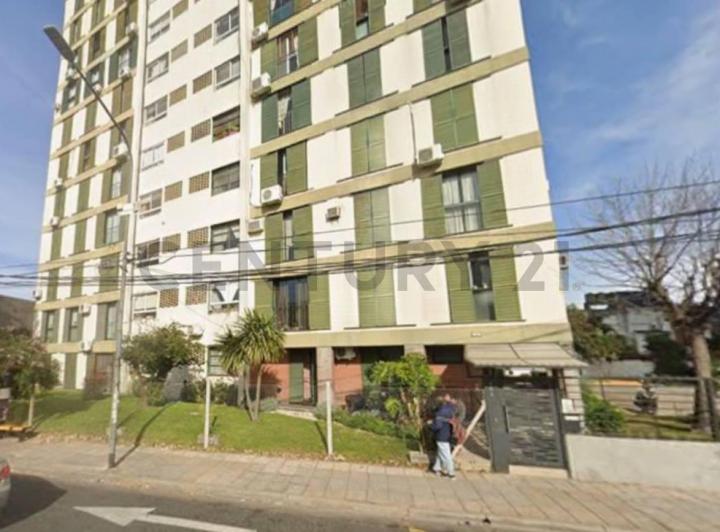 Departamento · 81m² · 4 Ambientes · 1 Cochera