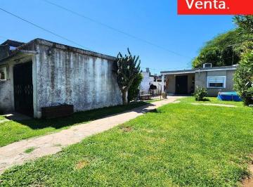Casa · 70m² · 3 Ambientes · 1 Cochera · Casa en Venta 3 Ambientes, Virreyes. Retasado