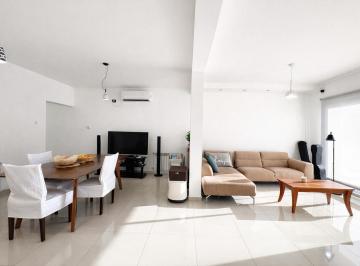 Casa · 600m² · 6 Ambientes · 1 Cochera · Casa en Las Cañitas Barrio Privado Apta Crédito Una Planta con Pileta
