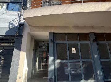 Departamento · 43m² · 2 Ambientes · Venta 2 Amb C/ Lavadero y Cochera (54 M&sup2;)