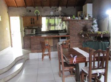 Quinta vacacional · 85m² · 3 Ambientes · 1 Cochera · Venta Quinta 1600 m² en General Rodriguez
