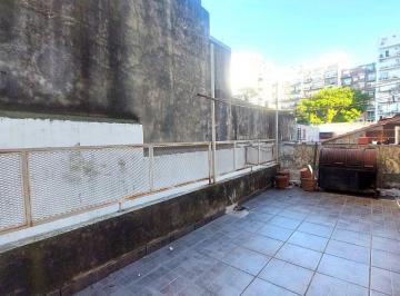 PH de 6 ambientes, Villa Crespo · Gran PH en Villa Crespo Para Actualizar en Villa Crespo - Usd1200 m²