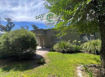 Casa · 160m² · 4 Ambientes · 2 Cocheras · Casa en Venta Barrio Cerrado El Dique La Reja, Moreno