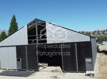 Bodega-Galpón · 400m² · Depósito Galpón en Alquiler en Bariloche, Patagonia, Argentina