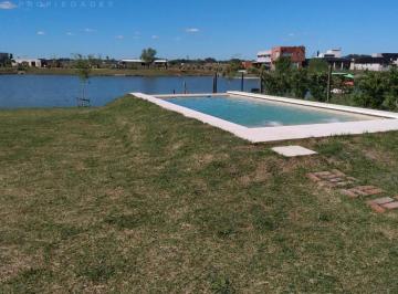 Casa · 170m² · 4 Ambientes · 2 Cocheras · Venta Casa 4 Amb. con Renta Junio 26 a La Laguna en San Sebastian, Escobar