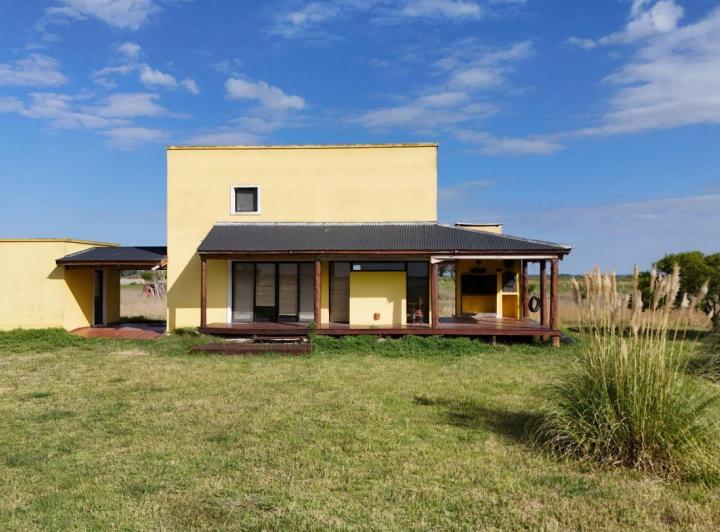 Casa · 80m² · 3 Ambientes · 1 Cochera