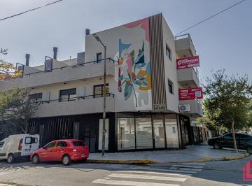 PH · 173m² · 5 Ambientes · 1 Cochera · PH 5 Ambientes con Entrada Independiente, Terraza, Parrilla, Cochera Sin Expensas