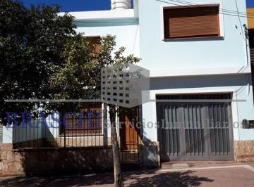 Casa de 7 ambientes, Córdoba · Hermosa Oportunidad, Alto Alberdi 2 Dorm. Apta Credito, Facilidades