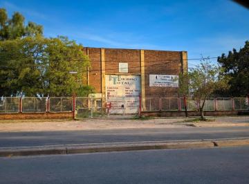 Bodega-Galpón · 1200m² · Galpón 1.200 m² - Av San Martín 3283 - Vgg
