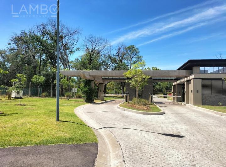 Terreno · 970m²