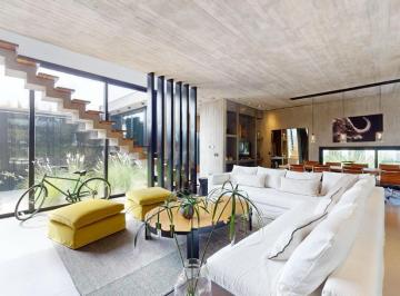 Casa · 280m² · 5 Ambientes · 4 Cocheras · Venta Casa 3 Dorm., La Calesa, Pilara, Pilar