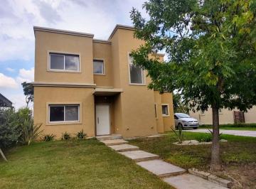 AMN-AMN-3929_2 · Casa en Venta en Santa Guadalupe - Pilar