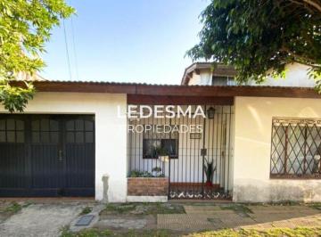 Casa de 4 ambientes, Morón · Casa en Venta 4 Ambientes con Cochera Apto Credito