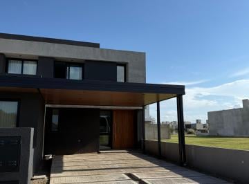 PH de 4 ambientes, Córdoba · Duplex en Venta a Estrenar Chacras Green