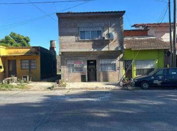 Casa de 3 ambientes, Quilmes · Duplex Quilmes R. de Francia 2725 E/ Acha y Jb Justo Apto Credito Bancario