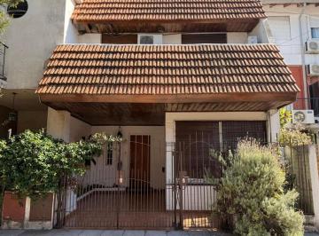 PH · 100m² · 4 Ambientes · 1 Cochera · Casa PH de 4 Ambientes en Villa Sarmiento