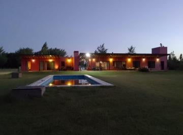 Casa de 4 ambientes, San Miguel del Monte · Chacras de Abbott - Hermosa Casa con Salida a La Laguna