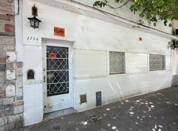 Casa de 5 ambientes, Villa del Parque · Casa Antigua de 5 Ambientes 250 m² 2 Cocinas 2 Baños Tza Patio