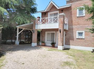 Casa de 5 ambientes, Moreno · Dueño Alquila anual"Country Banco Provincia"