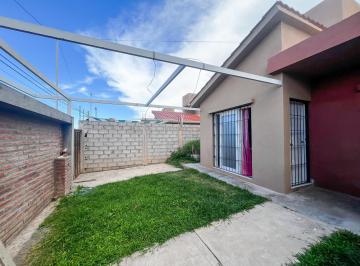 Casa · 213m² · 3 Ambientes · 1 Cochera · Venta Casa Palpala