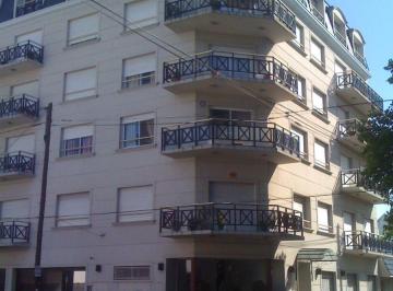 Departamento de 4 ambientes, Tres de Febrero · Venta 4 Ambientes