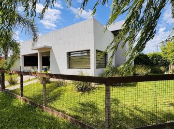 Casa · 154m² · 3 Ambientes · Casa en Venta Colón Entre Ríos