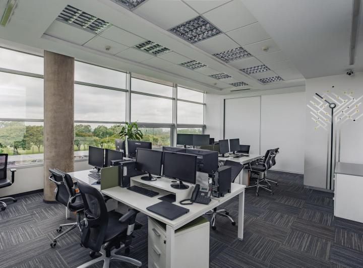 Oficina comercial · 354m² · 1 Ambiente · 2 Cocheras