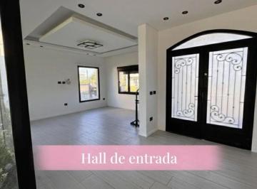 Casa de 8 ambientes, Presidente Perón · Casa en Alquiler - La Alameda - Canning