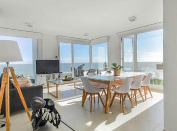 Departamento · 95m² · 6 Ambientes · 1 Cochera · Departamento en Venta de 3 Dorm. C/ Cochera en Monte Hermoso