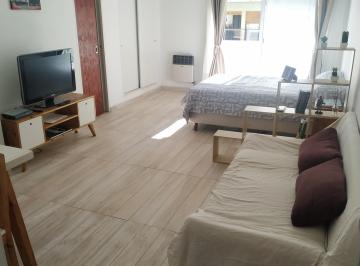 Departamento de 1 ambiente, Belgrano · Monoambiente Reciclado con Balcón. Excelente Ubicación