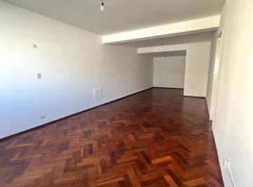 Departamento de 4 ambientes, Ciudad de Mendoza · San Lorenzo - Frente a Plaza España