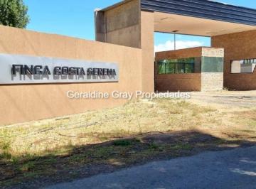 Casa de 4 ambientes, Plottier · Casa de 3 Dorm. en Venta en El Barrio Privado Finca Costa Serena, Plottier