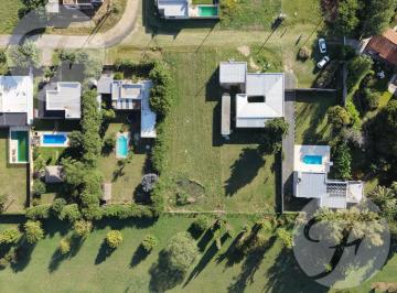 Terreno · 900m² · Venta de Terreno Para Vivienda Familiar en El Barrio Escorial de San Pedro