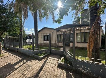 Casa · 100m² · 3 Dormitorios · 1 Cochera · Venta Casa en Lote de 660 m² | a m de Tribunales | Carlos Paz