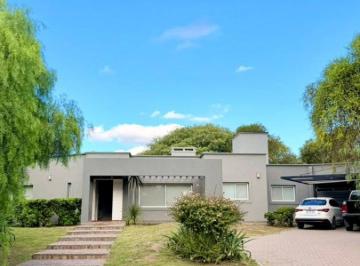 Casa de 10 ambientes, Malagueño · Venta Causana Barrio Privado