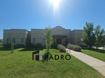 Casa · 150m² · 4 Ambientes · 2 Cocheras · Casa en Venta. Uf 87. Barrio San Roque, Comarcas de Luján. Financiacion.