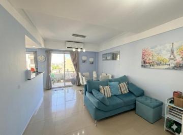 Departamento de 3 ambientes, Lanús · Venta Departamento 3 Ambientes con Terraza Privada y Parrilla – Apto Crédito – Lanús Este