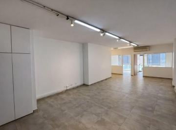 Oficina comercial · 100m² · 6 Ambientes · Oficina en Tribunales Al 400