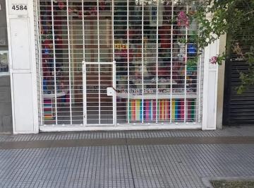 Local comercial · 85m² · Local en Munro - Este