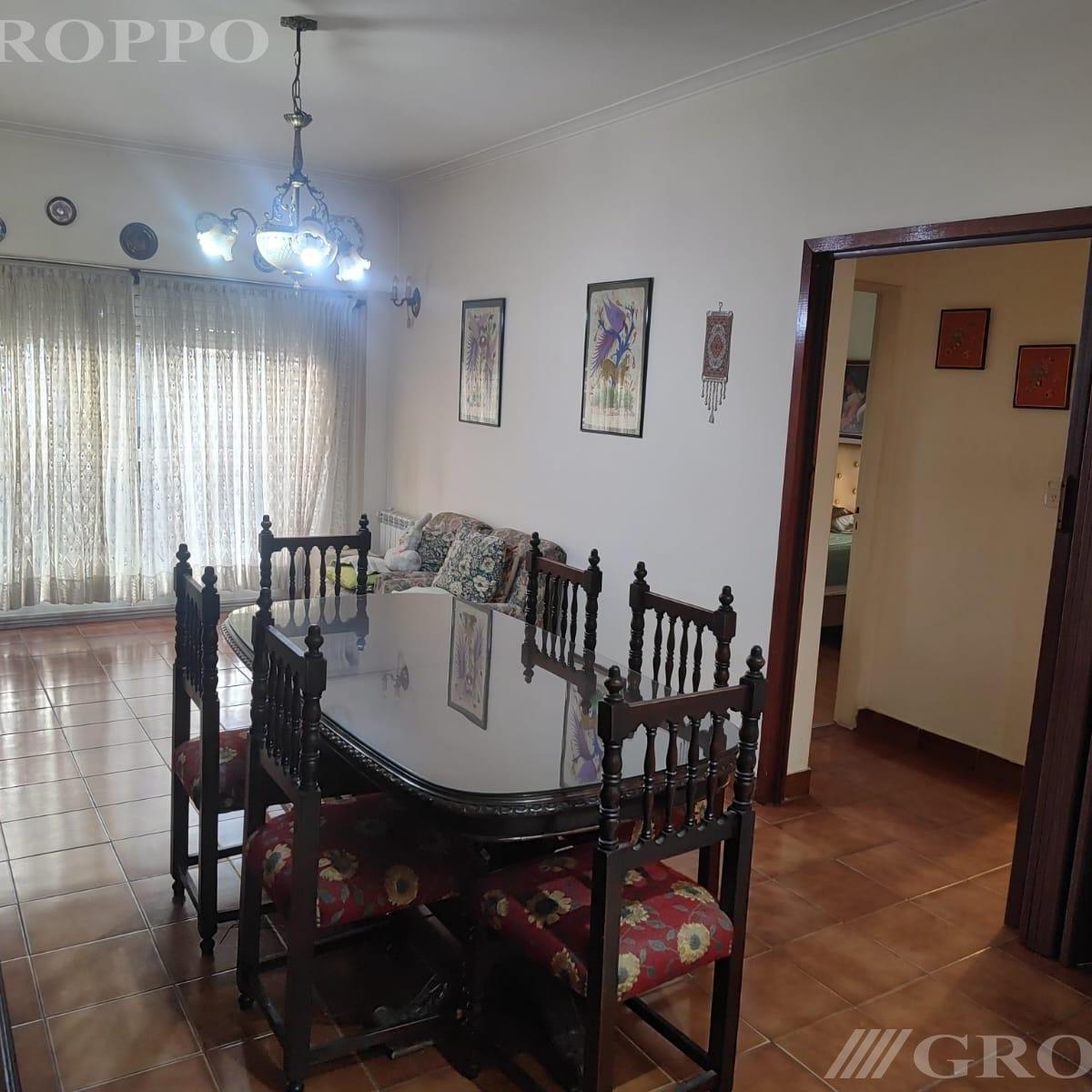 Depto 3 amb, 54m² en La Perla — buen estado