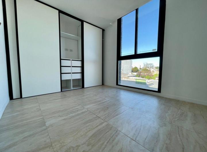 Departamento · 90m² · 4 Ambientes · 1 Cochera