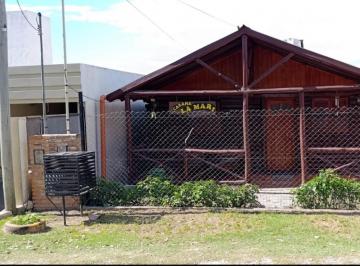 Casa · 168m² · 7 Ambientes · 2 Cocheras · Venta 2 Cabañas Amobladas con Pileta