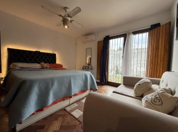 Casa · 300m² · 7 Ambientes · 2 Cocheras · Se Vende Casa 3 Dorm. y Pileta B Alejandro Centeno