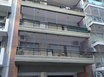 Departamento de 3 ambientes, Barrio Norte · Arenales 2800 - Frente con Balcón Corrido - Cochera Fija
