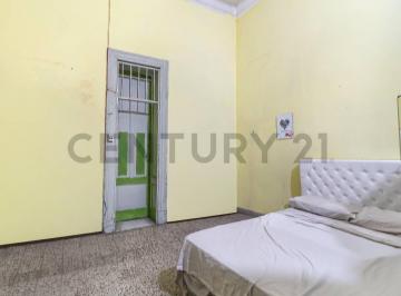 Departamento · 90m² · 4 Ambientes · Venta Departamento Tipo PH 5 Ambientes en La Boca