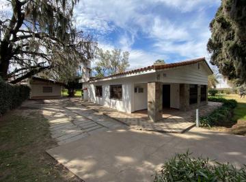 Casa de 7 ambientes, Pueblo Andino · Gran Casa en Venta en Villa La Rivera