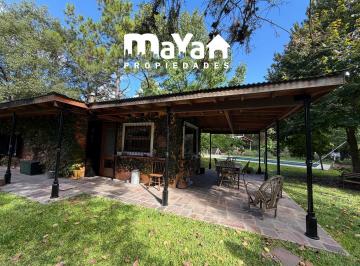 Casa · 80m² · 3 Ambientes · 2 Cocheras · Casa Quinta en Venta - El Remanso