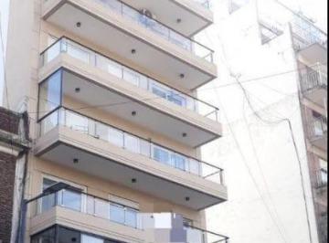 Departamento · 68m² · 3 Ambientes · Hermoso Dpto Sobre Av Suarez Al Frente con Balcon